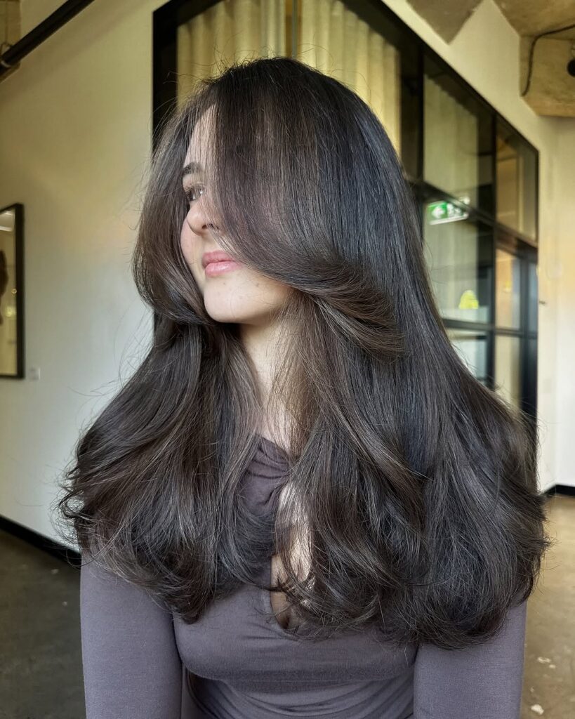 by courtney lewis hairdresser at salon space in abbotsford coworking salon hairdresser