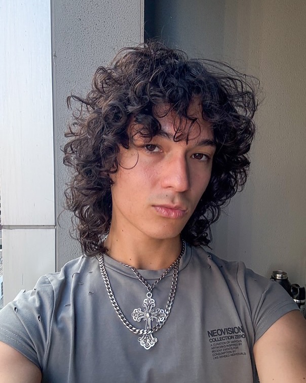 Lyndsay Moroney hairdresser at salon space in abbotsford coworking salon hairdresser