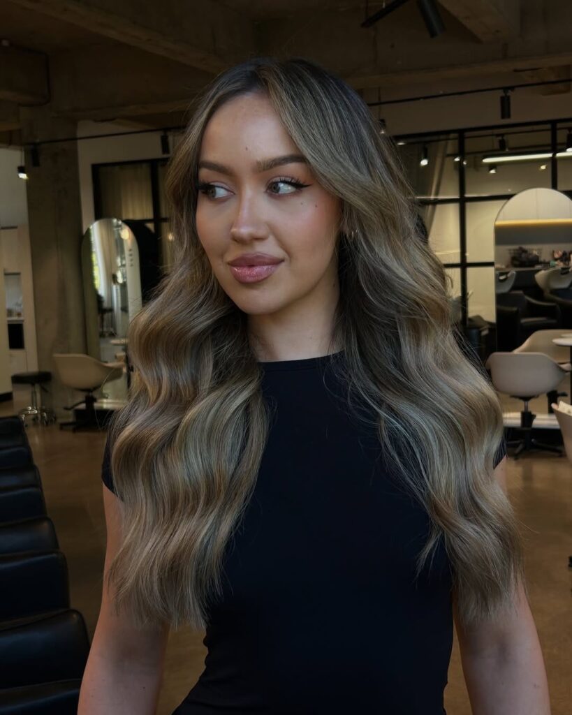 Rachael the hairstylist hairdresser at salon space in abbotsford coworking salon hairdresser hair extensions